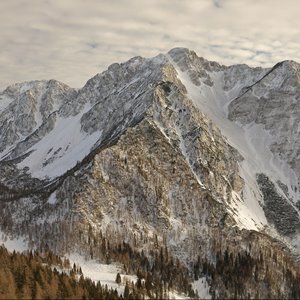 Ljubelj–Dom na Zelenici–Begunjščica
