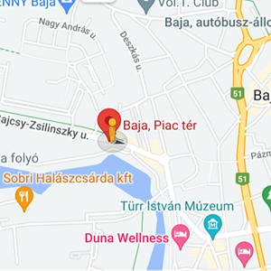 Baja, Bajcsy Zsilinszky út és Piac tér kereszteződés a
